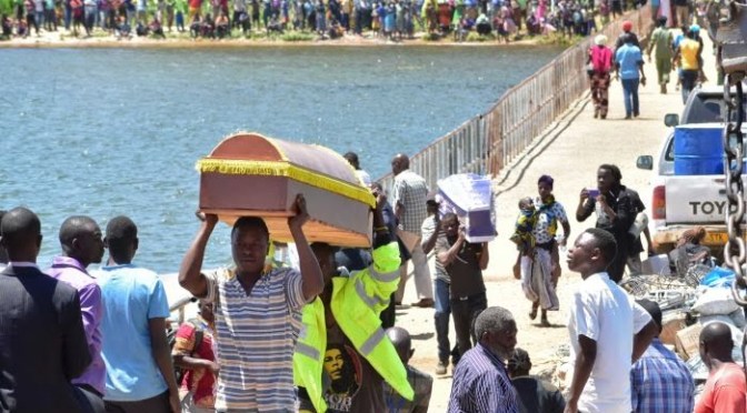 Families bury victims as #Tanzania ferry disaster toll passes 225
