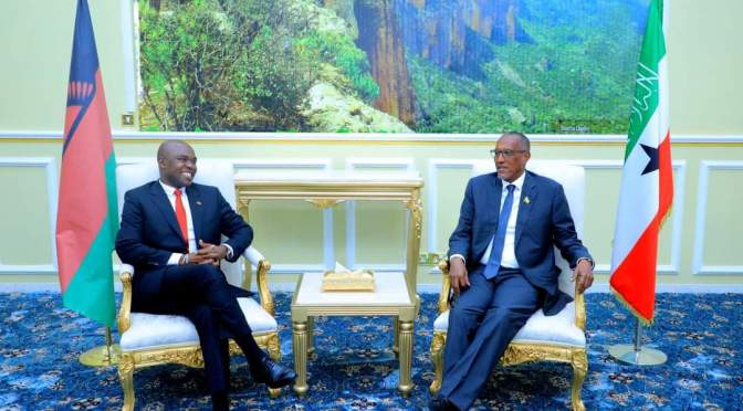 Malawi delegation arrives in Somaliland for high level talks